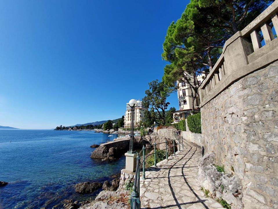Apartment Hana Opatija Exterior foto